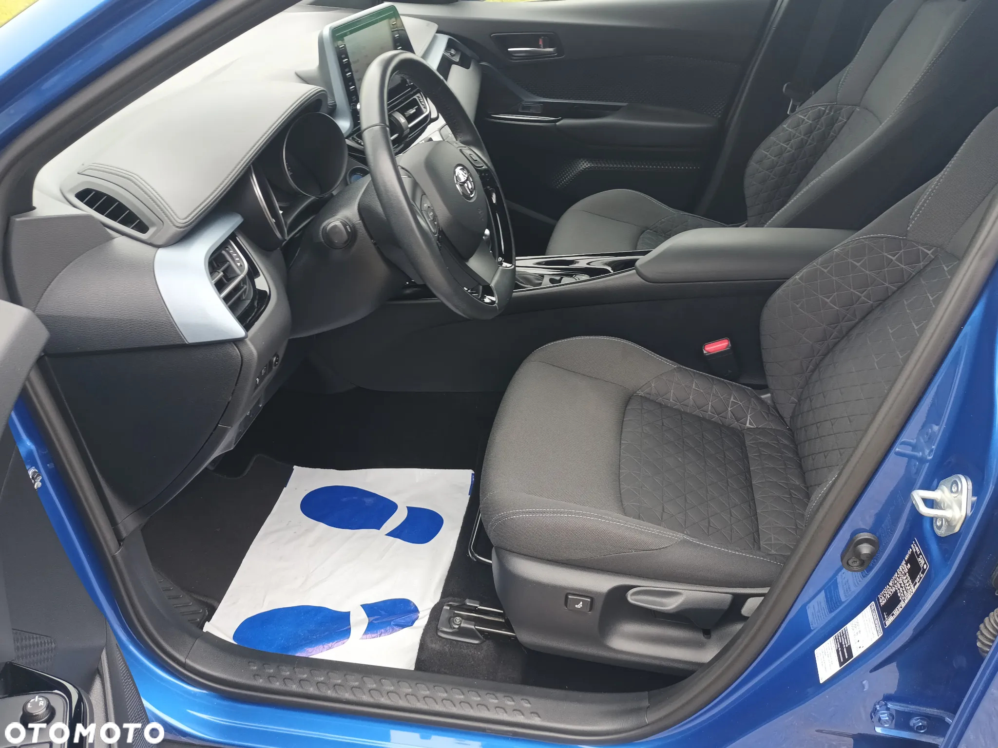 Toyota C-HR - 25