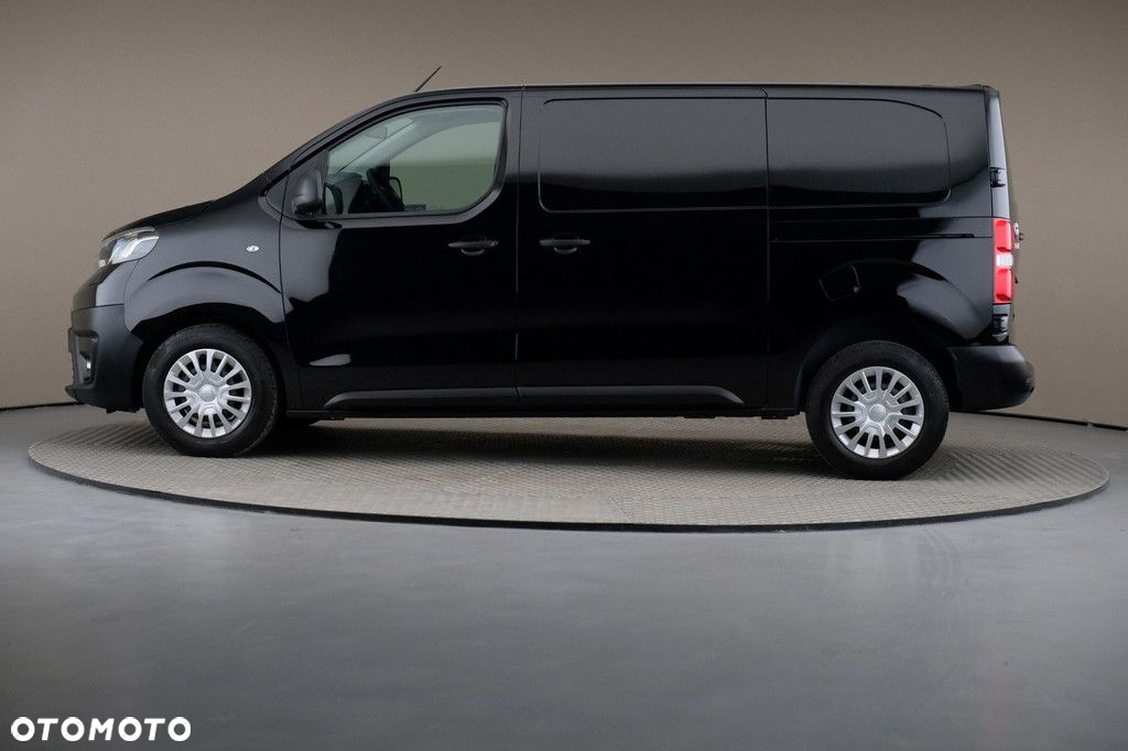Toyota ProAce 2.0 D-4d Active Medium aut SalonPL VAT23% - 4