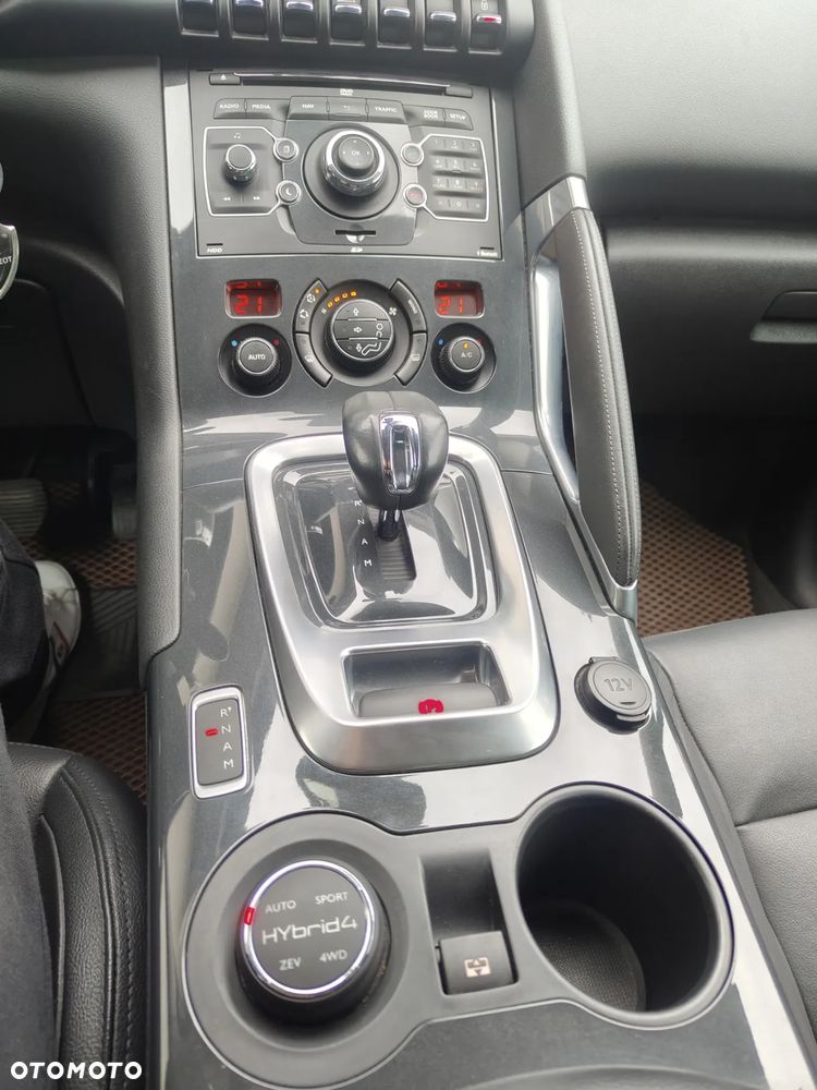 Peugeot 3008 - 14