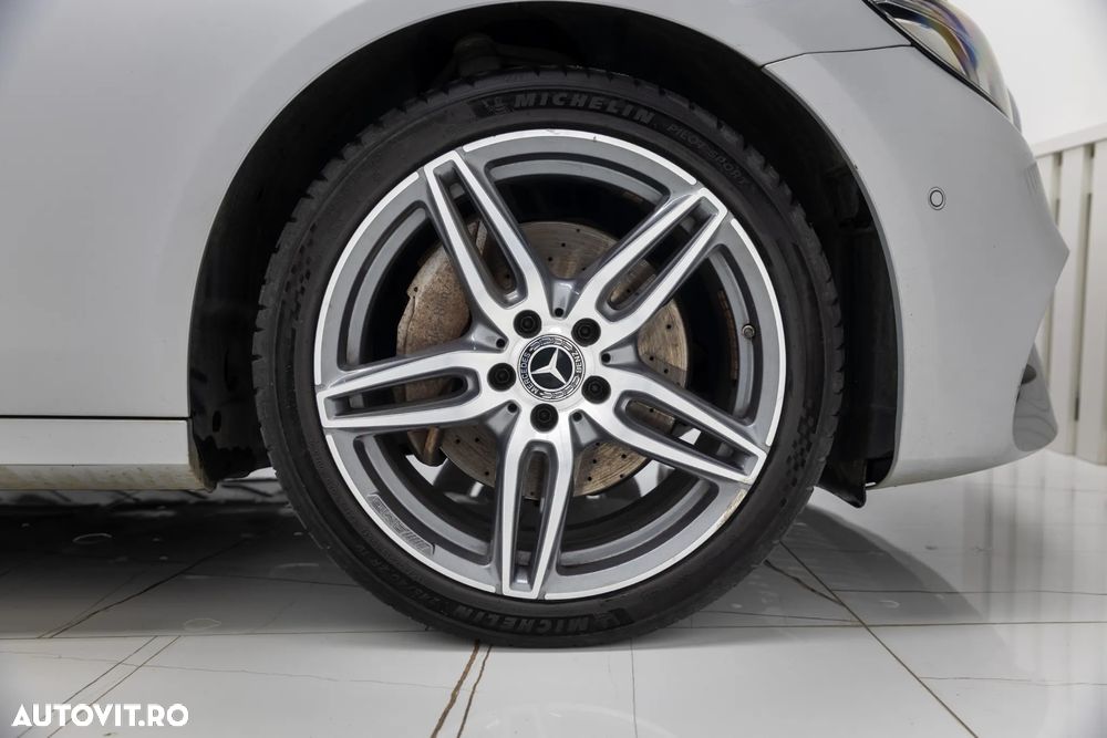 Mercedes-Benz E 220 d 4MATIC Aut. - 8