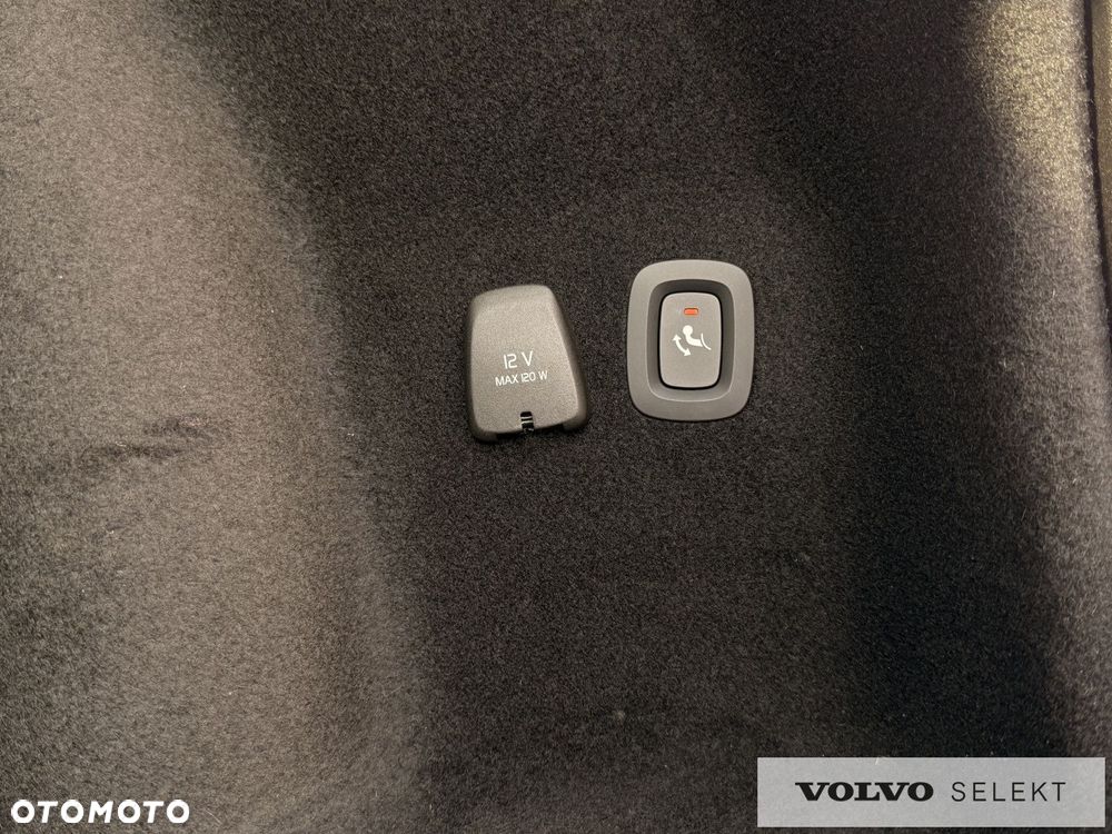 Volvo V60 Cross Country - 30