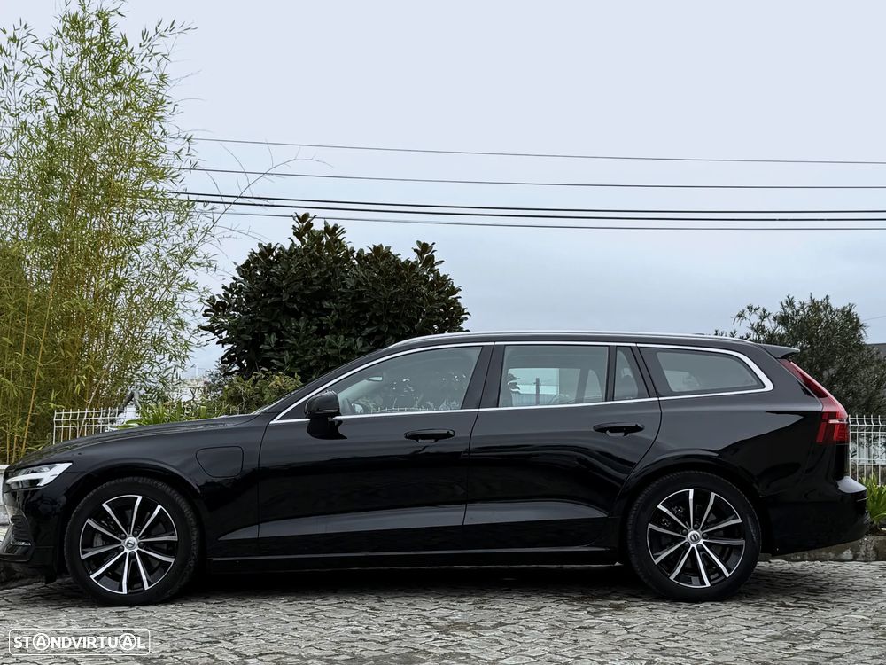Volvo V60 2.0 T6 AWD TE Essential - 4