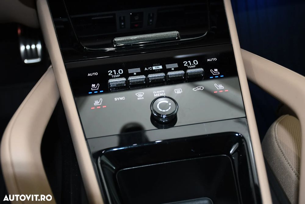 Porsche Cayenne S - 15