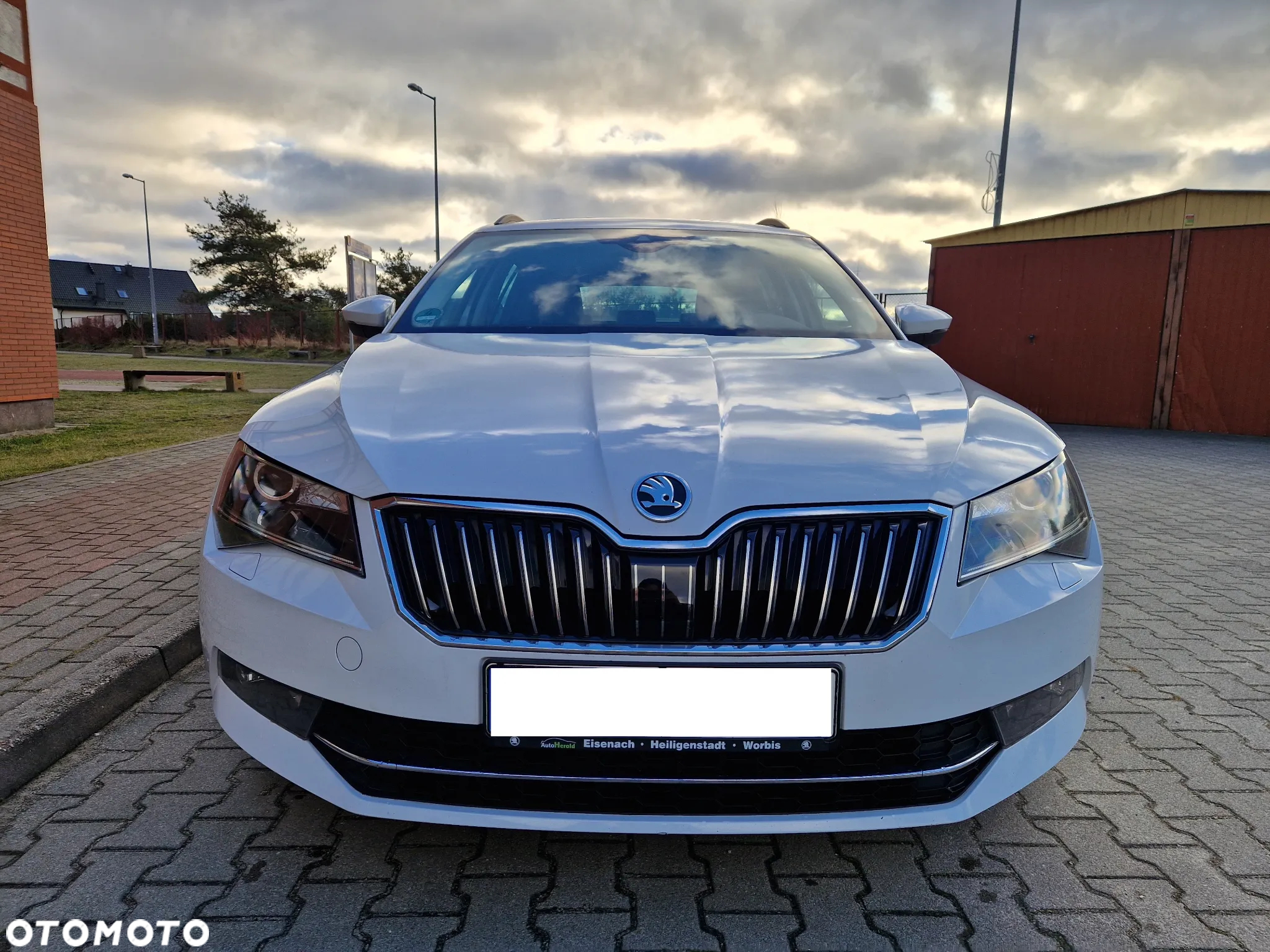Skoda Superb 2.0 TDI Ambition DSG - 3