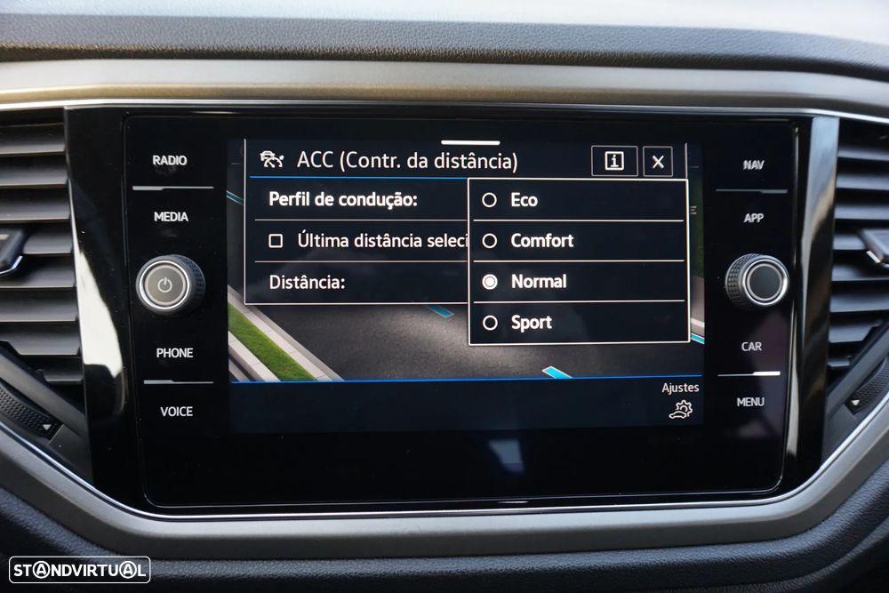 VW T-Roc 2.0 TDI Style - 48