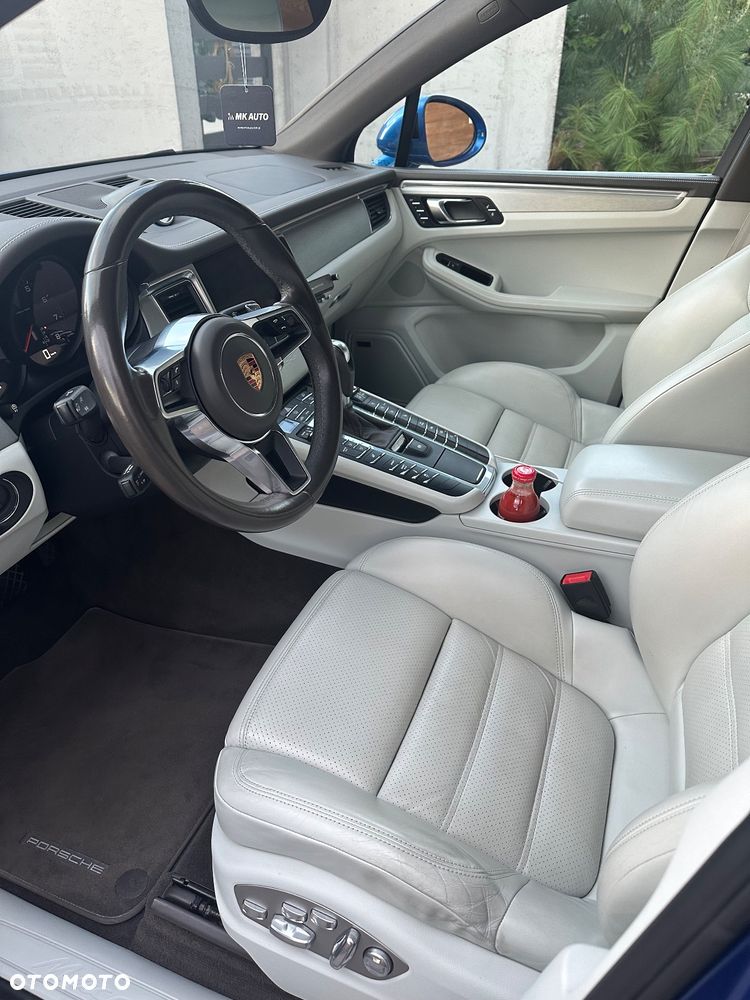 Porsche Macan Standard - 9