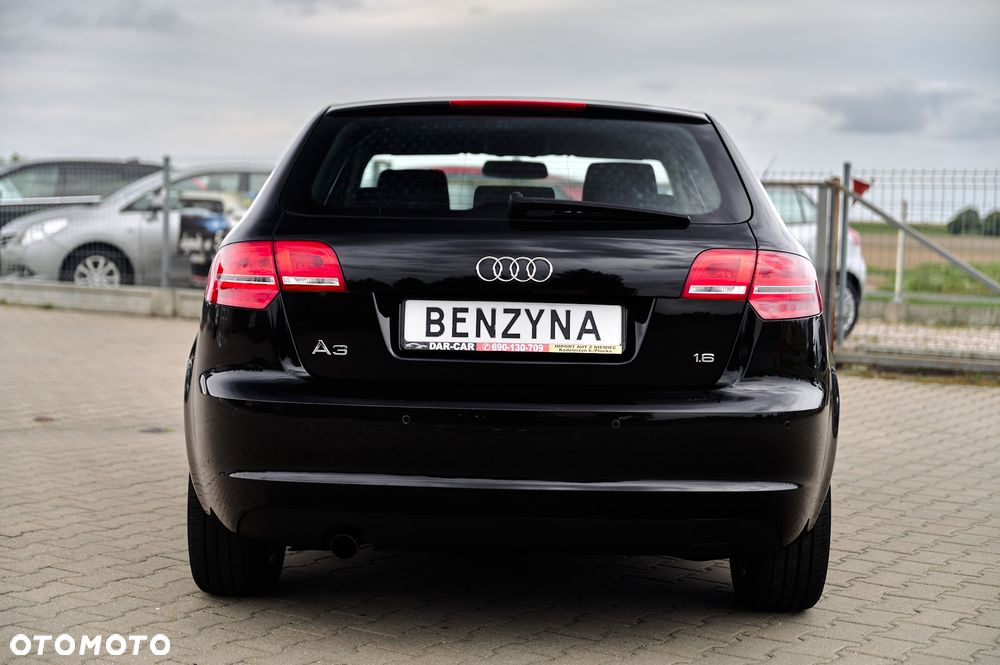 Audi A3 Sportback 1.6 Ambiente - 22