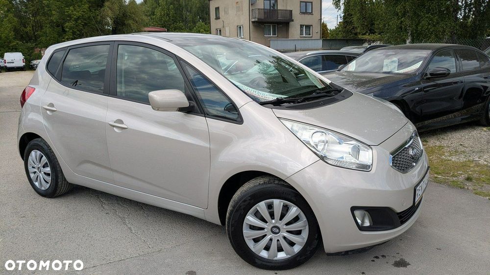 Kia Venga - 5