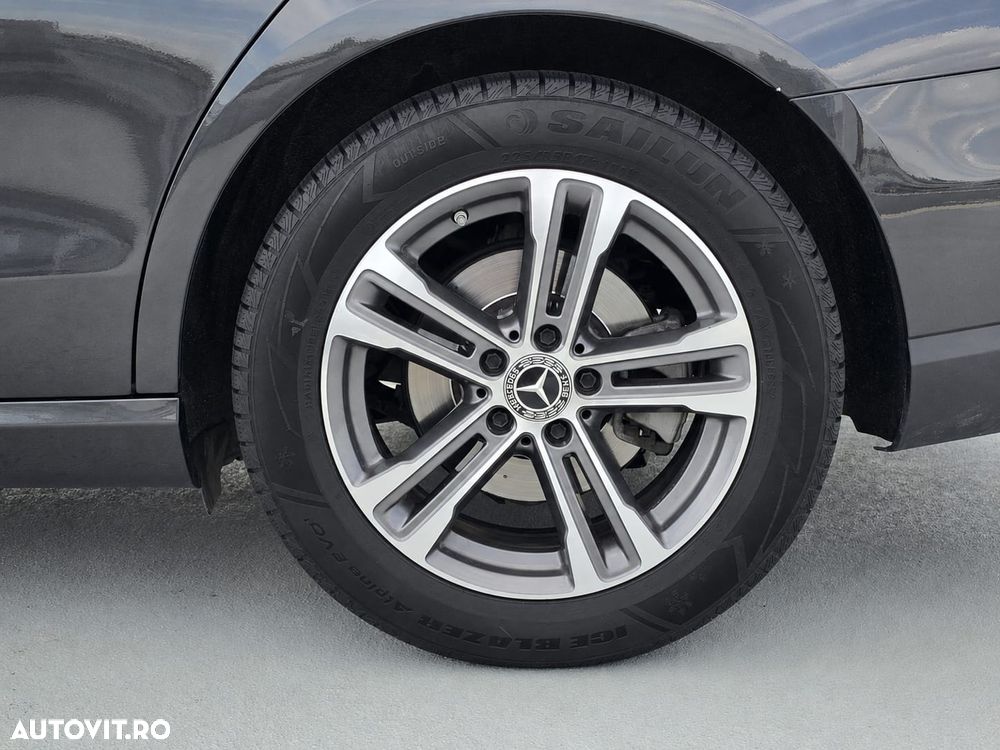 Mercedes-Benz E - 40