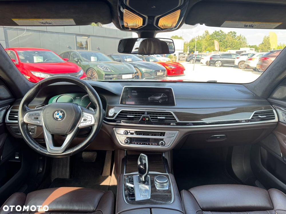 BMW Seria 7 - 13