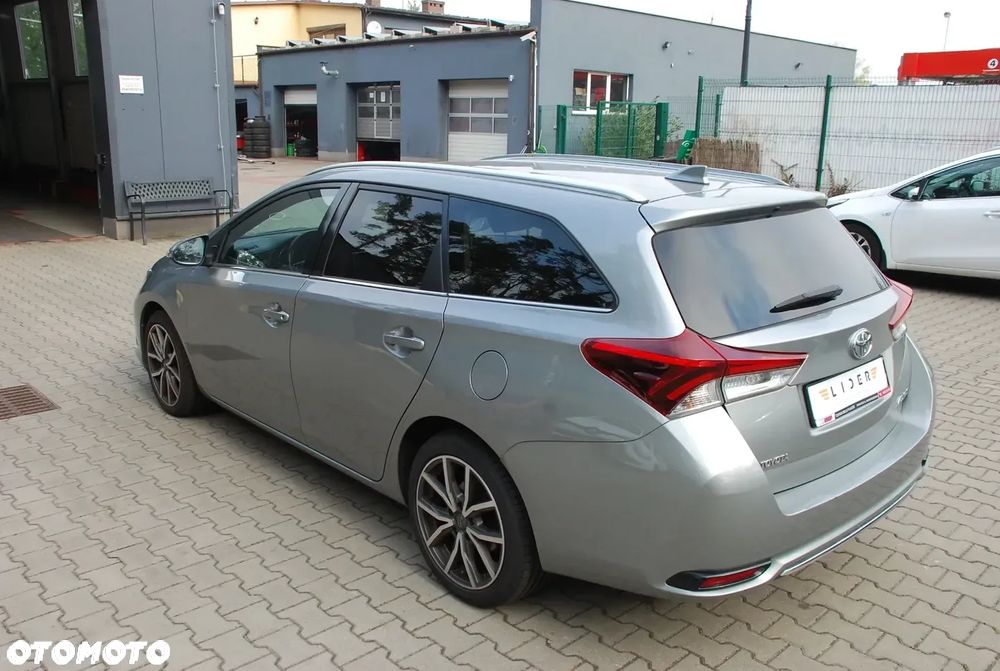 Toyota Auris 1.6 D-4D Edition-S - 15