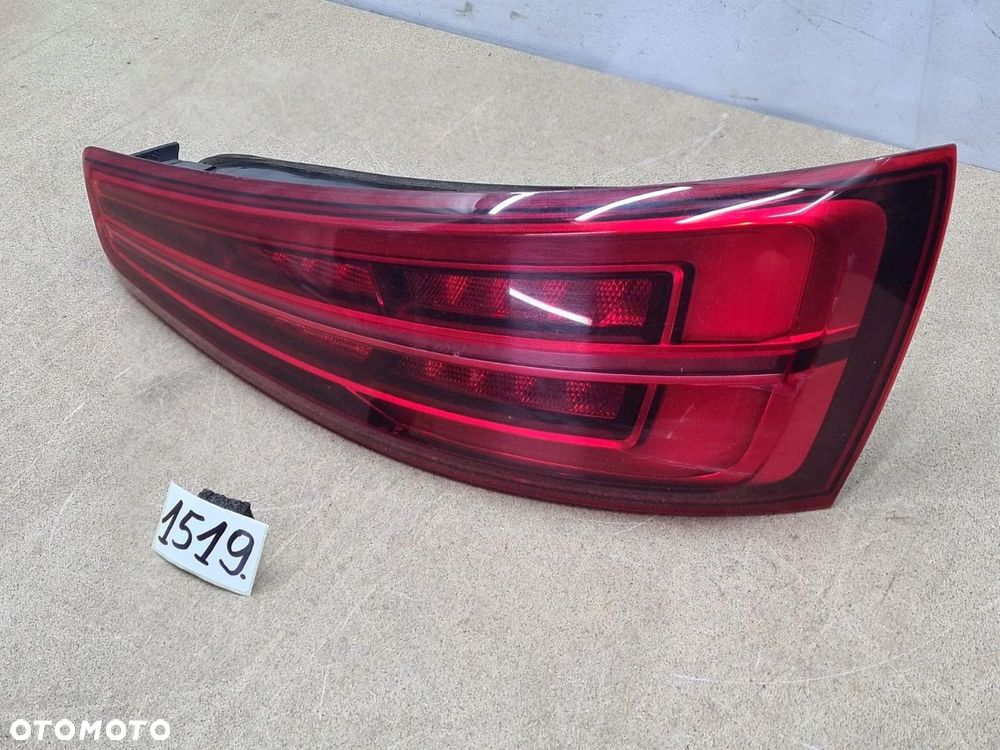 AUDI Q3 8U LIFT LAMPA PRAWA TYLNA TYŁ PRAWY W KLAPĘ TYLNA 8U0945094M - 2
