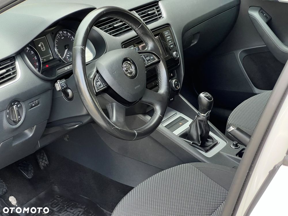Skoda Octavia - 11