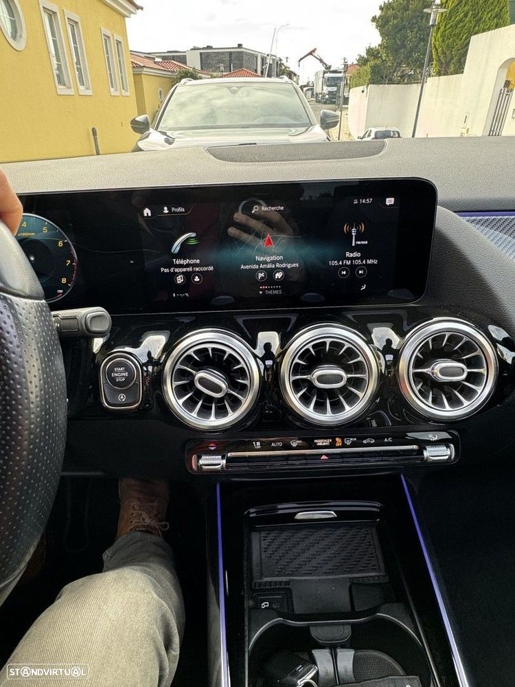 Mercedes-Benz GLA 250 4Matic AMG Line - 28