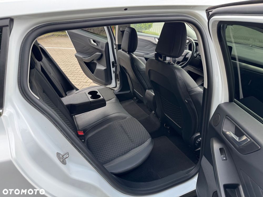 Ford Focus - 17