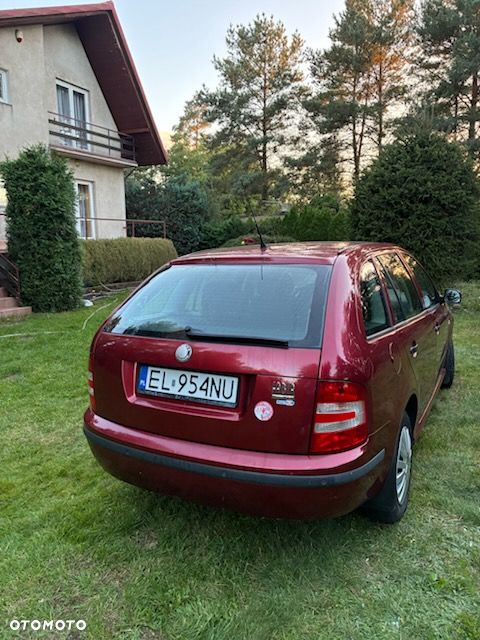 Skoda Fabia 1.4 16V Active - 10