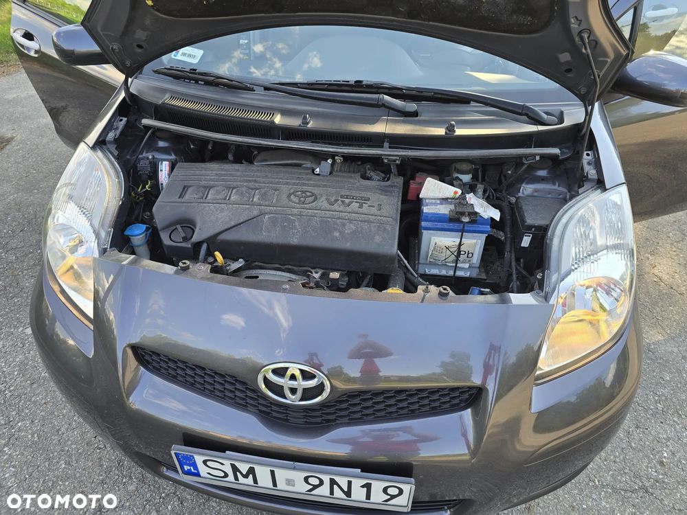 Toyota Yaris 1.33 Luna - 8
