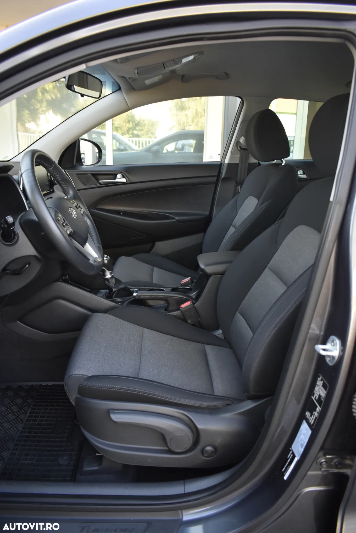 Hyundai Tucson 1.6 GDI 2WD 6MT ISG Style - 34