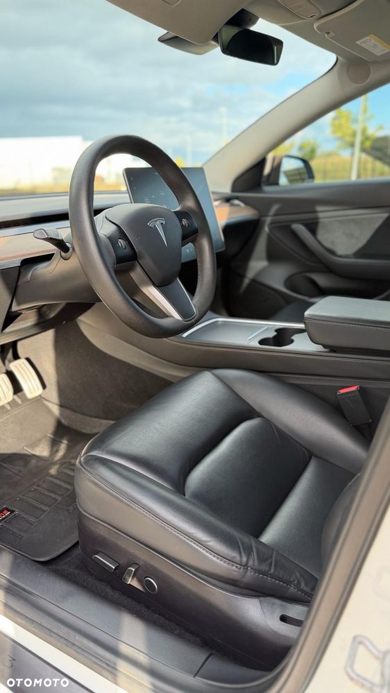 Tesla Model 3 Performance AWD - 22