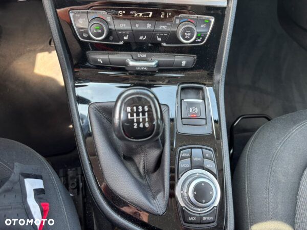 BMW Seria 2 218i Advantage - 7