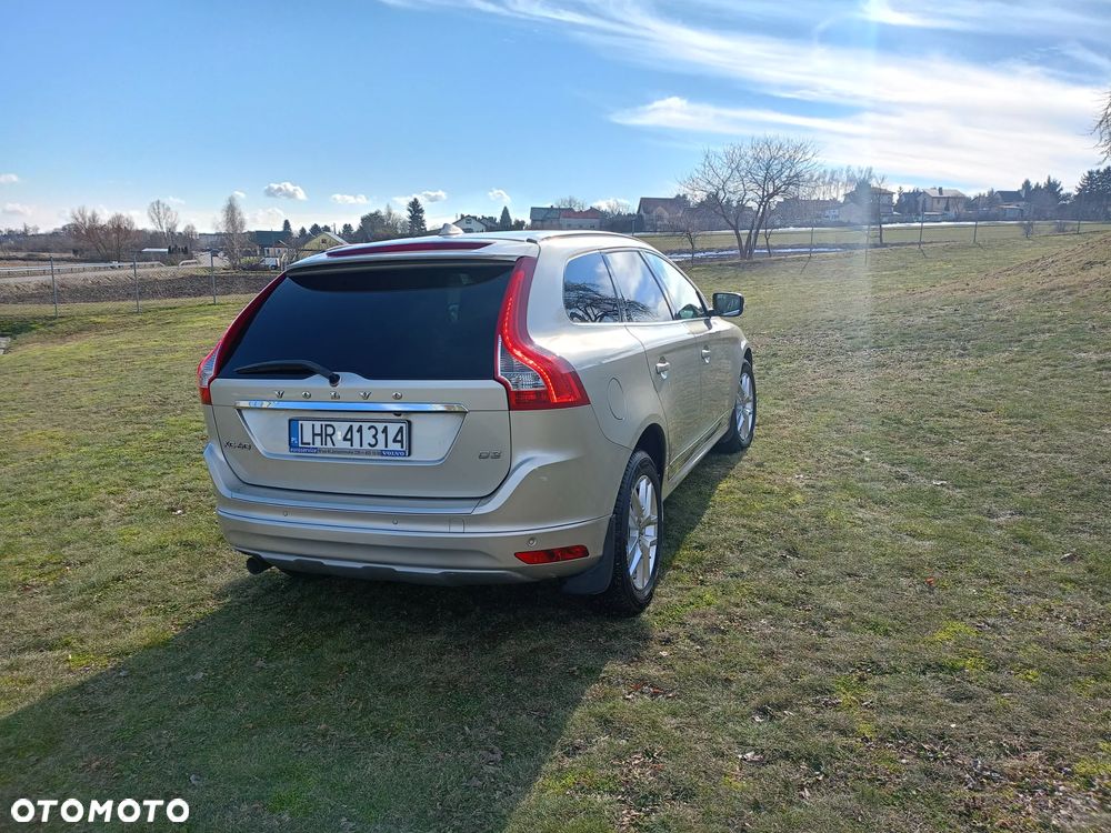 Volvo XC 60 D3 Drive-E Momentum - 3