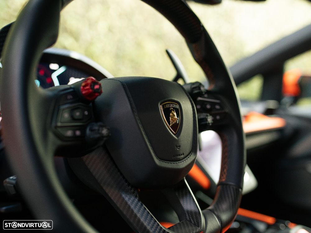 Lamborghini Revuelto Standard - 31
