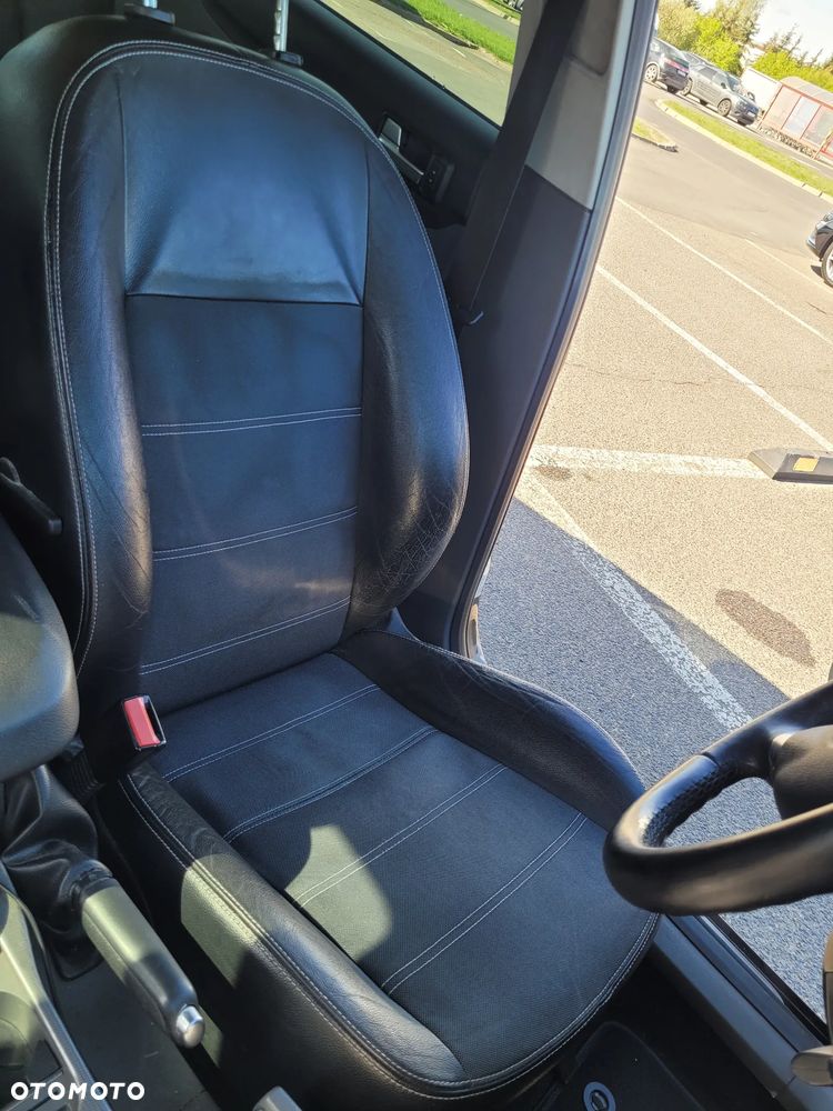 Ford Focus 1.6 TDCi Titanium - 17