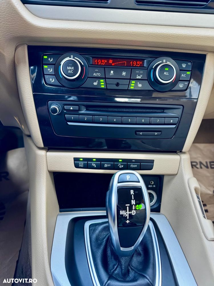 BMW X1 xDrive20d Aut. Sport Line - 22