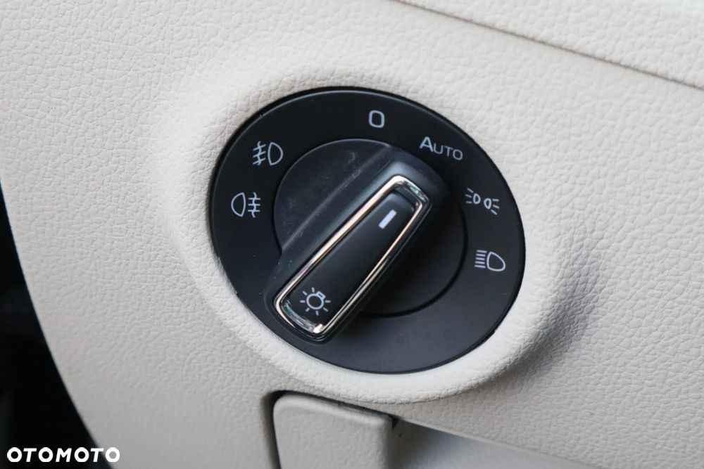 Skoda Superb 2.0 TSI L&K DSG - 39