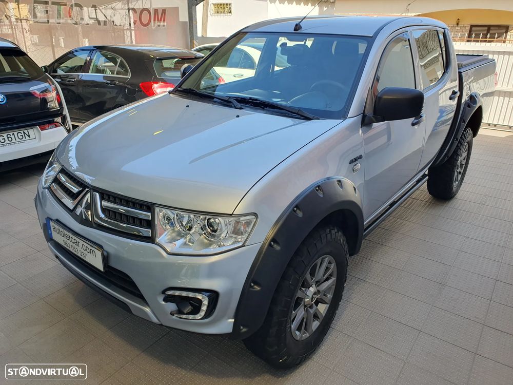 Mitsubishi L200 2.5 DI-D CD Invite AC CC 4WD - 7