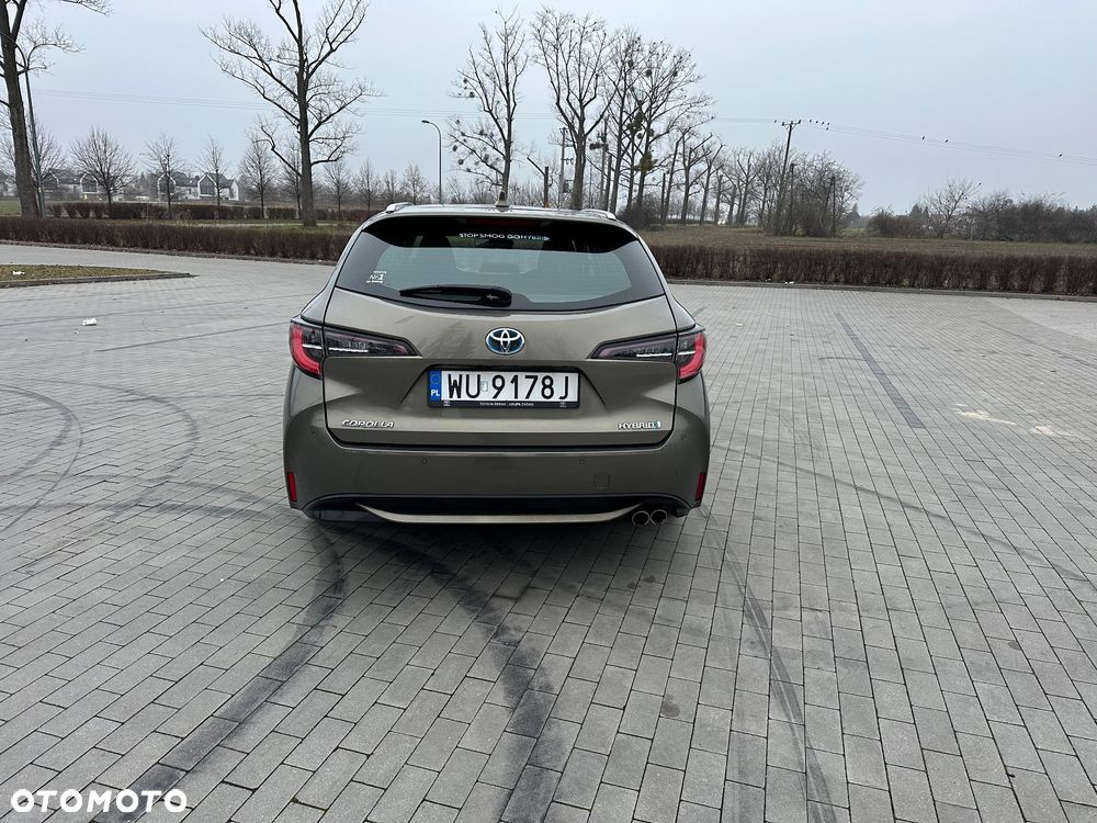 Toyota Corolla 2.0 Hybrid Comfort - 4