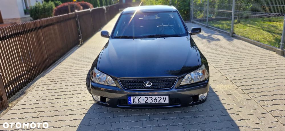 Lexus IS 200 - 5