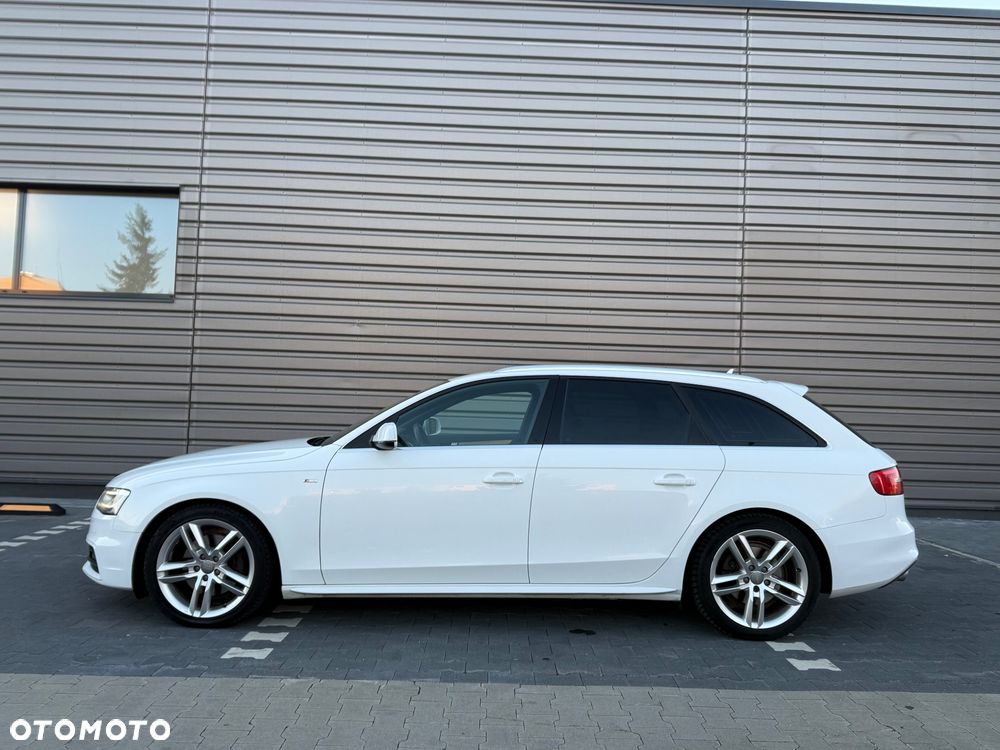 Audi A4 Avant 2.0 TDI DPF clean diesel S line Sportpaket - 29