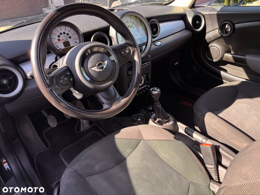 MINI Cooper Standard - 7