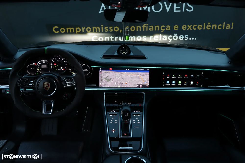Porsche Panamera - 12