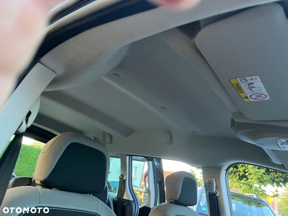 Citroën Berlingo Multispace BlueHDi 120 S&S SHINE - 19