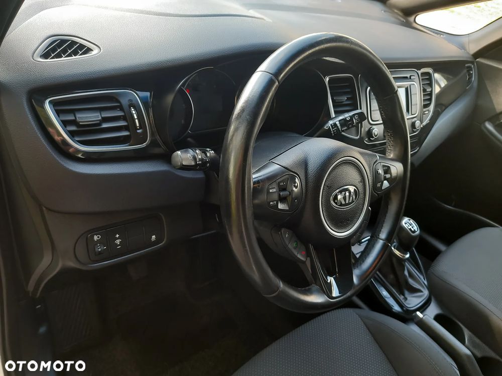 Kia Carens 1.7 CRDi 115 Fifa World Cup Edition - 13