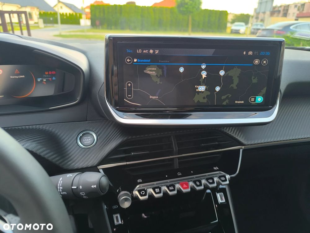 Peugeot 2008 Hybrid 136 e-DSC Style - 23