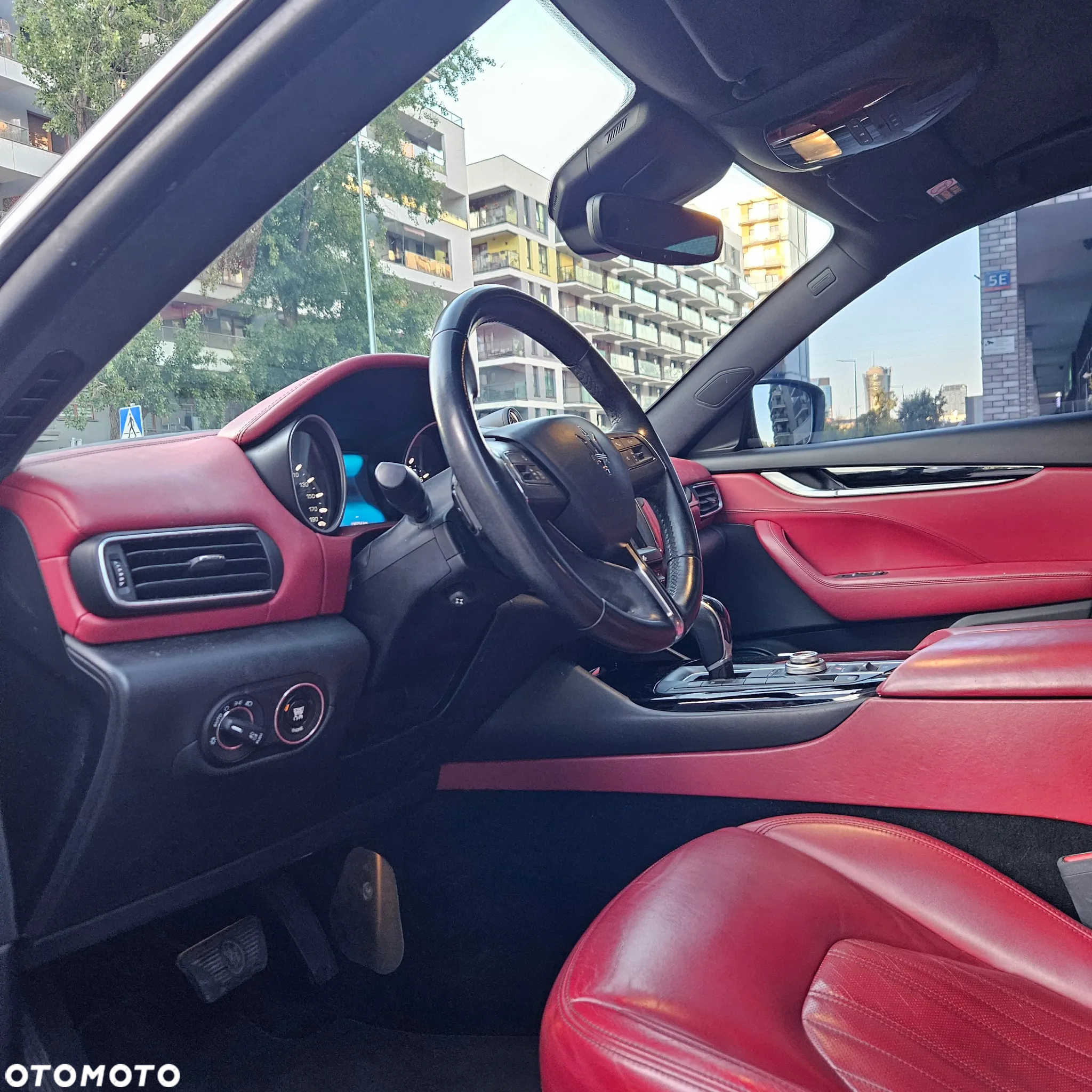 Maserati Levante S Granlusso - 6