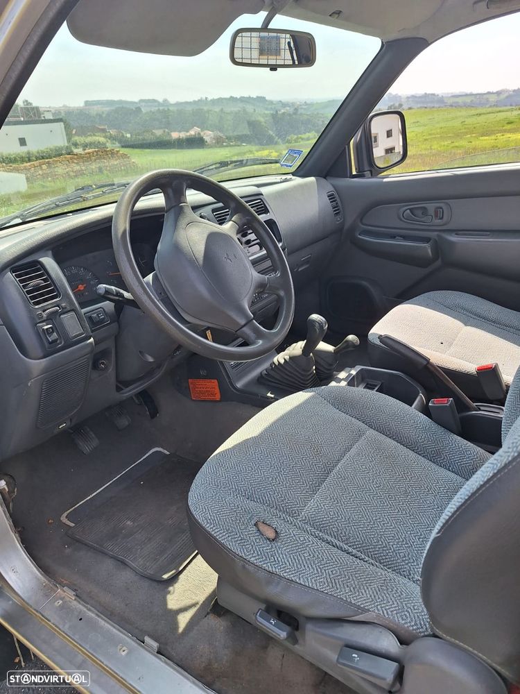Mitsubishi L200 - 13