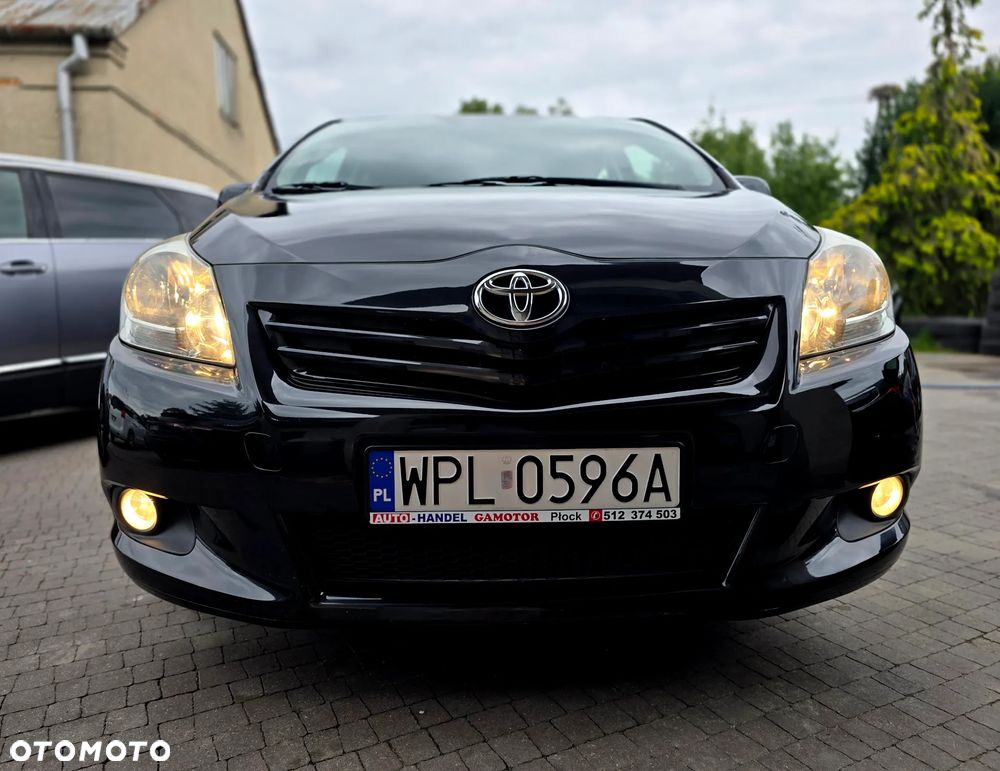 Toyota Verso - 2