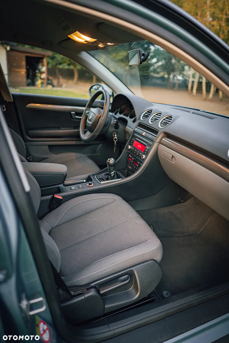 Seat Exeo 2.0 TDI DPF Style - 17