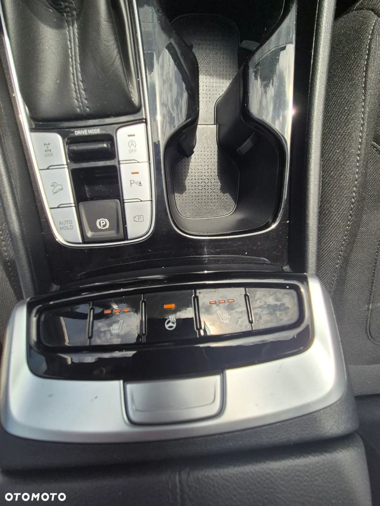 Hyundai Tucson ver-1-6-t--gdi-style-4wd-dct - 12