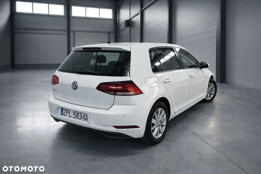 Volkswagen Golf 1.0 TSI Trendline - 4