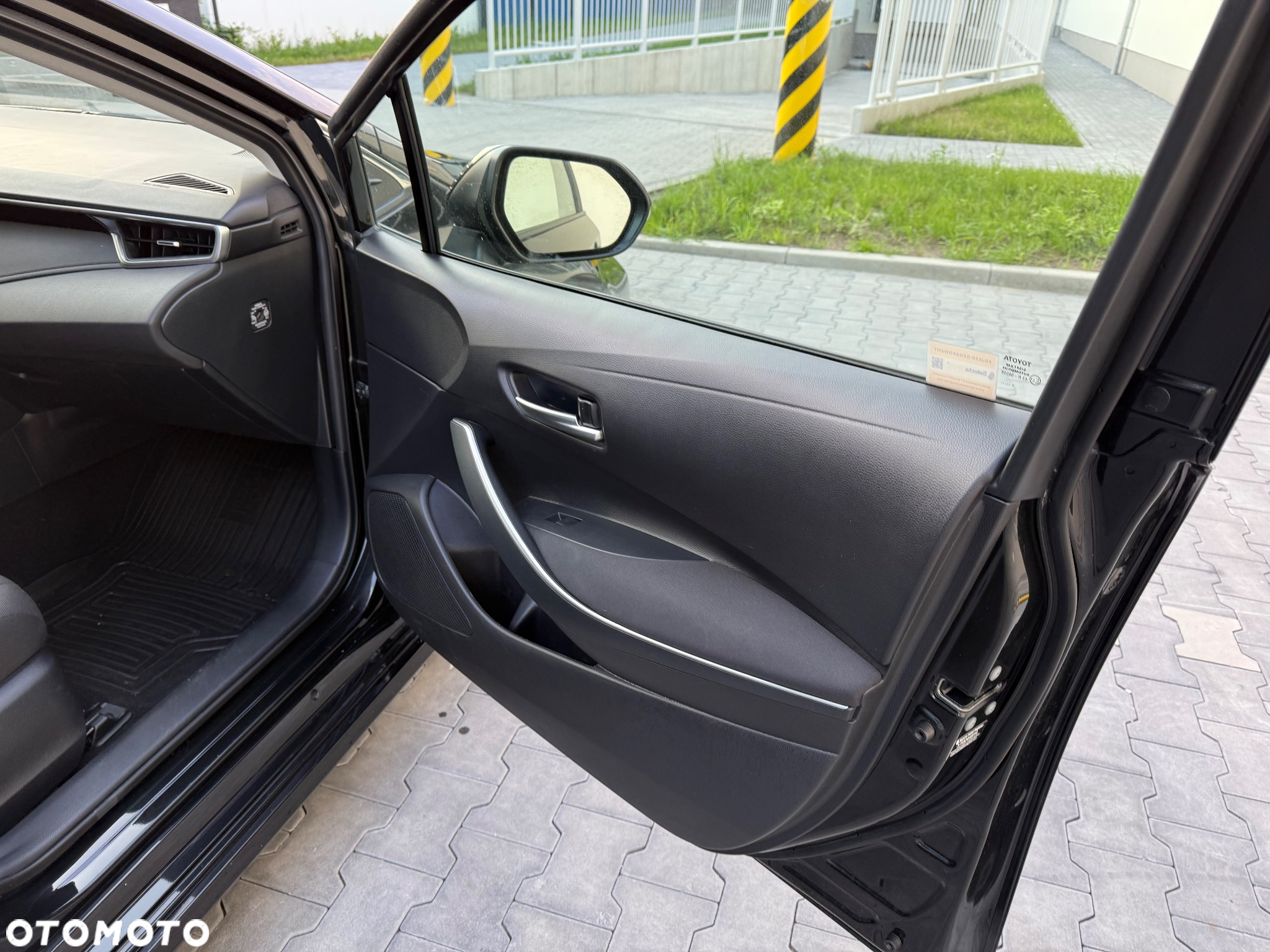 Toyota Corolla 1.8 Hybrid GPF Comfort - 15