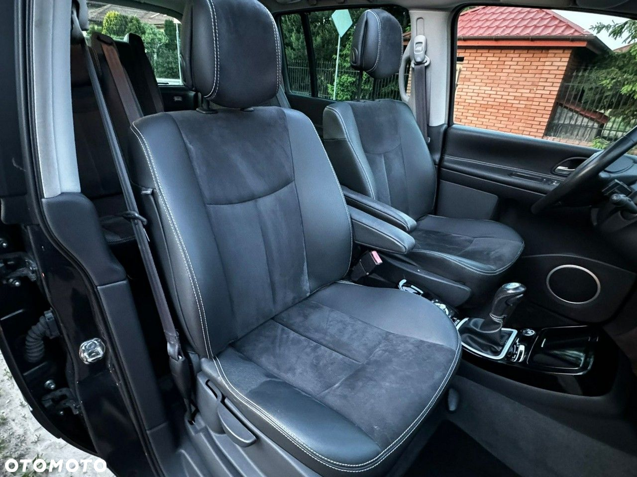 Renault Espace 2.0 dCi FAP Privilege - 29