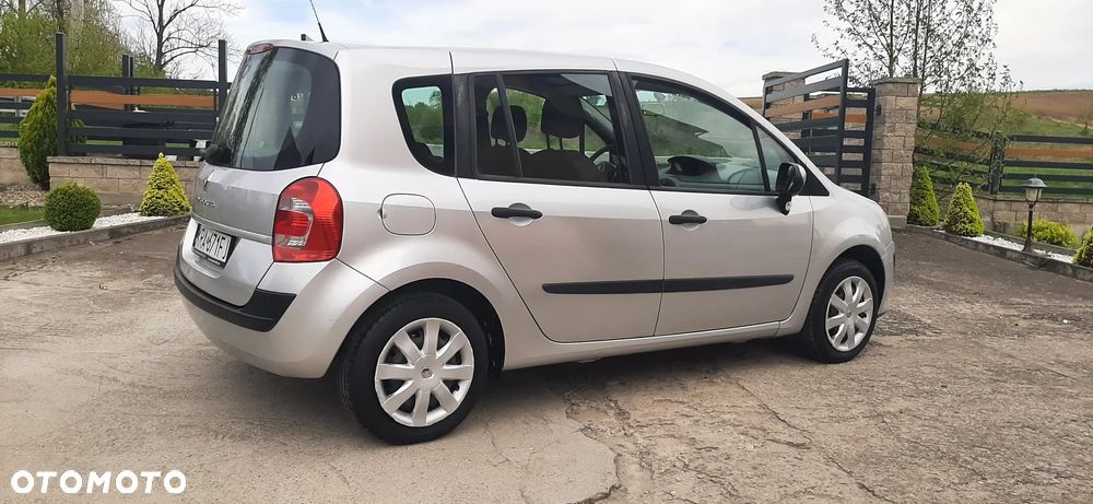 Renault Modus - 17
