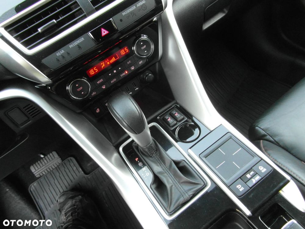 Mitsubishi Eclipse Cross 1.5 T-MIVEC (ClearTec) CVT 2WD Top - 28