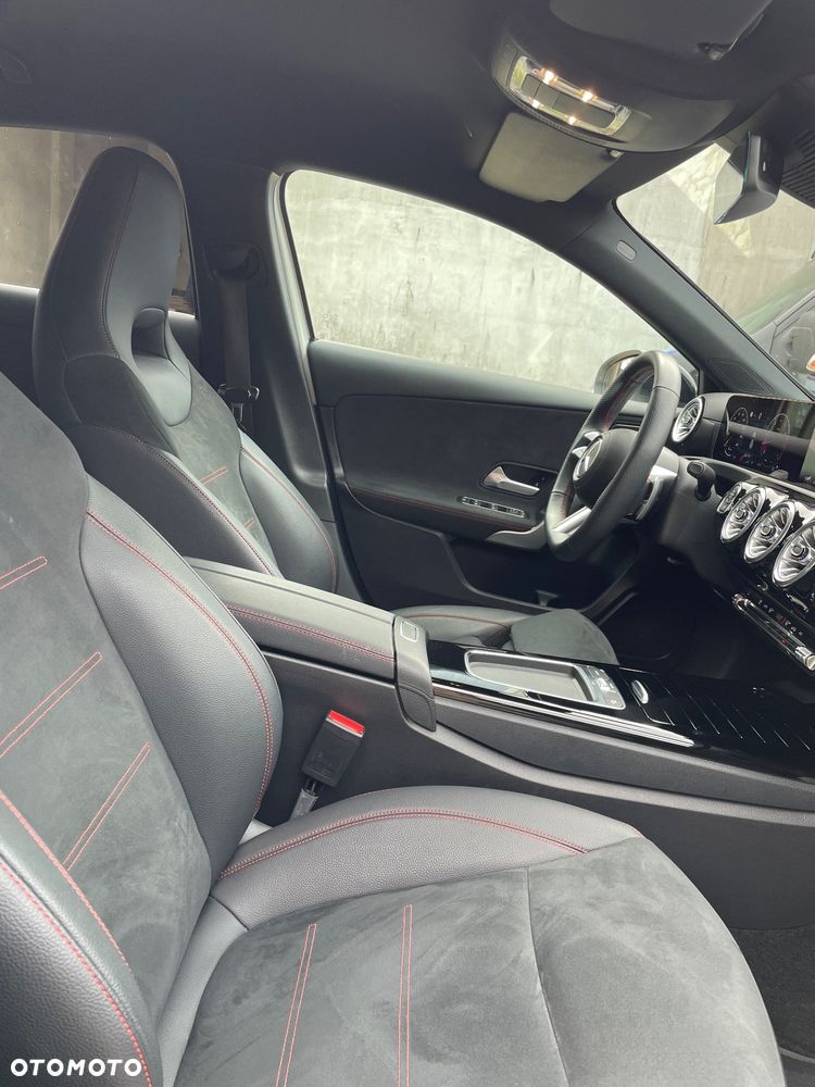 Mercedes-Benz Klasa A 200 AMG Line 7G-DCT - 29