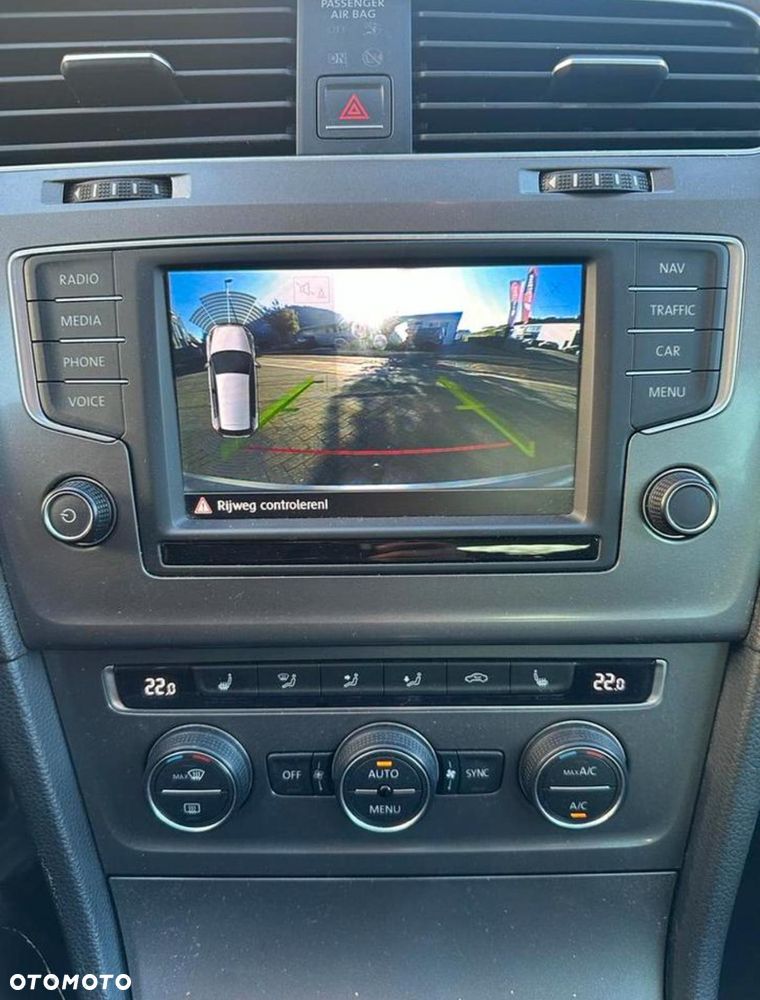 Volkswagen Golf 1.2 TSI DSG Style - 9